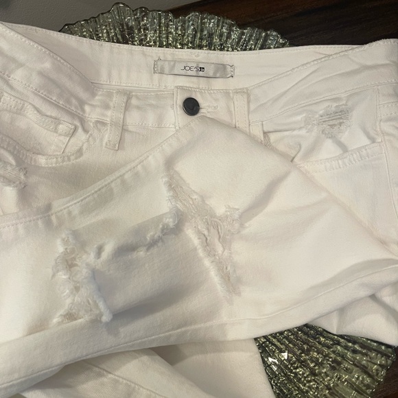 Joe’s Jeans white distressed jeans - Picture 3 of 3
